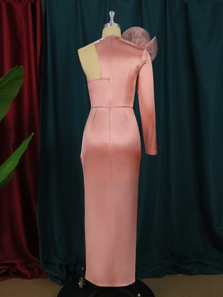 One-shoulder open-back long-sleeved high-waist pleated split evening dress with a sense of niche design