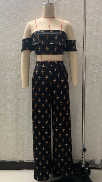 One-shoulder mopping pants suit