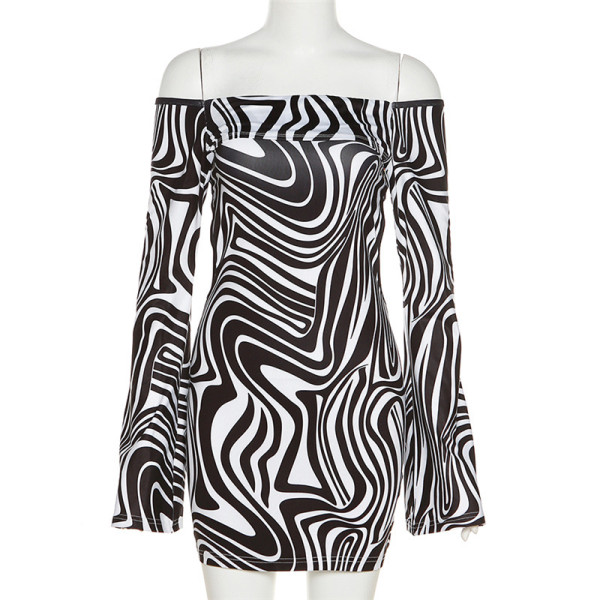 Fashionable sexy backless one-shoulder hollowed-out long-sleeved slim hip dress