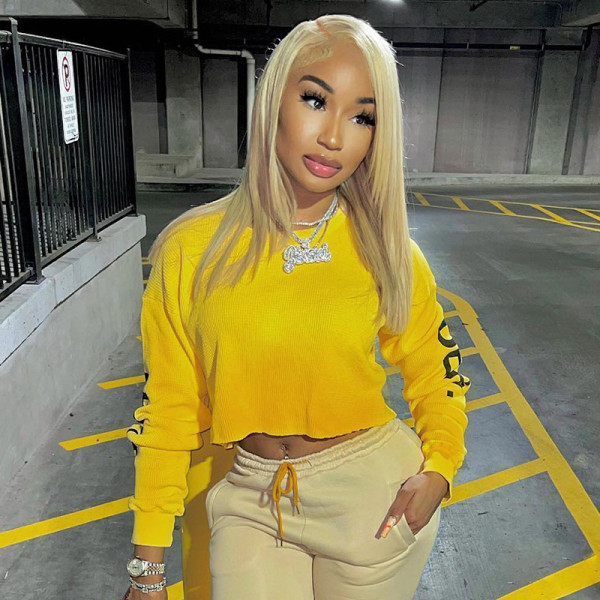 Sexy navel revealing long sleeve letter printed round neck T-shirt