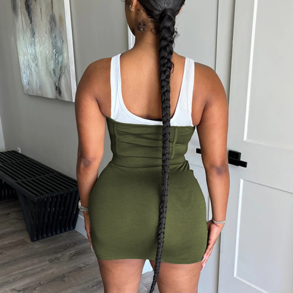 Fake two-piece stitching contrast color round neck sleeveless slim fit hip irregular skirt hem schoolbag button dress