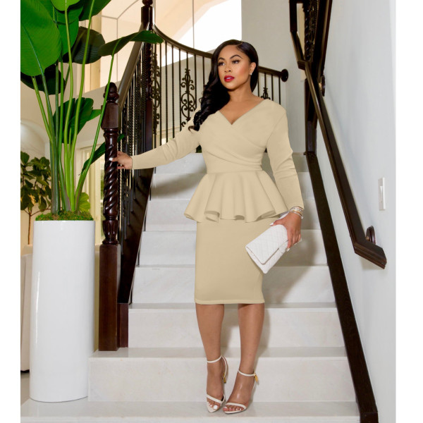 Autumn and winter long-sleeved V-neck back zipper bag hip dress
