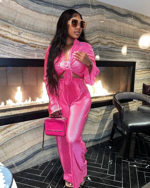 long-sleeved shirt and trousers suit two-piece