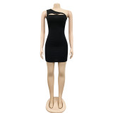 Fashion Sexy Women's Diagonal Collar One Shoulder Hollow Sleeveless Mid Skirt Dress