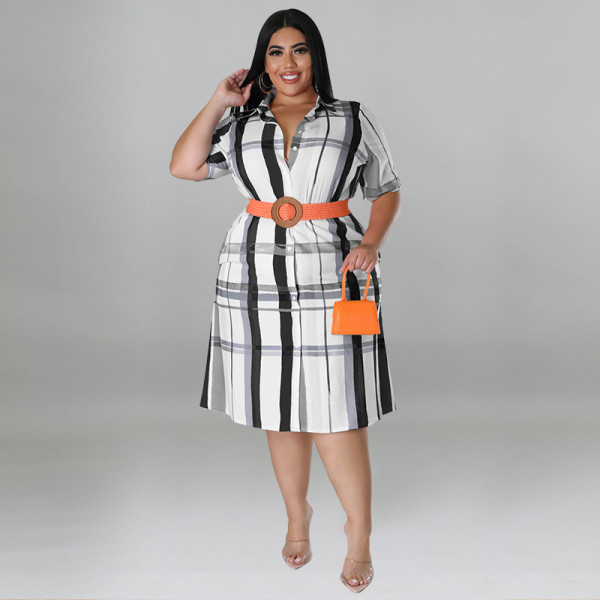 Plus Size Women's Checkered Short Sleeve Shirt Dress