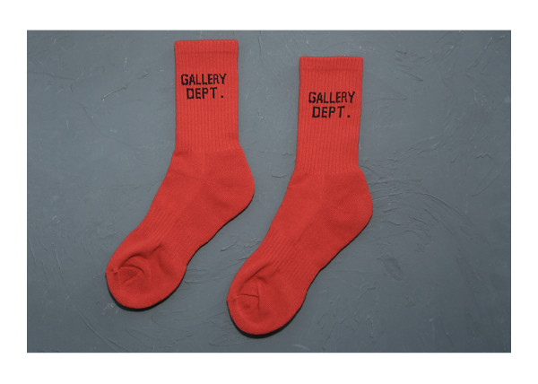 Graffiti letters street art solid color cotton towel bottom sports socks men and women tide socks