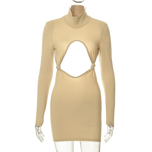 Sexy open back open navel kink round neck long sleeved dress