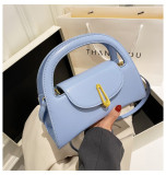 High grade portable saddle bag One shoulder small square bag Fashion messenger bag