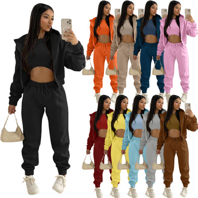Hooded sports and leisure suit with fleece sweater (three-piece suit)