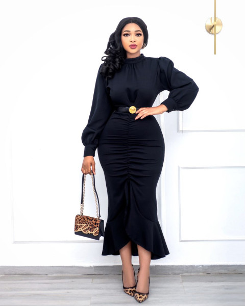 Long sleeve slim fitting fishtail party dress light familiar style dress