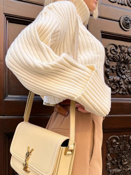 High Collar Woolen Sleeves Clean Color Short Sweater