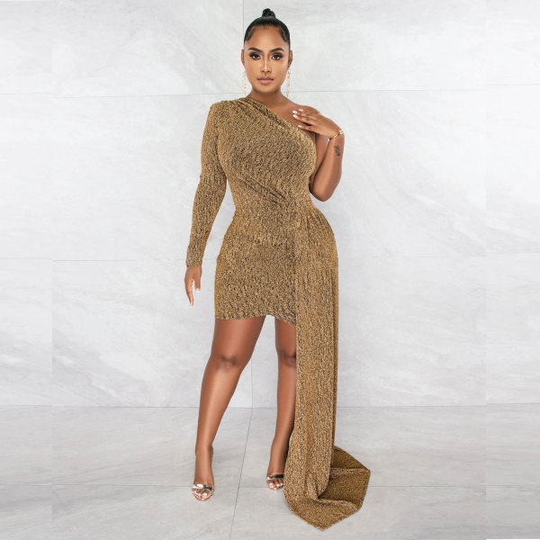 Slim solid dress