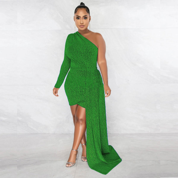 Slim solid dress