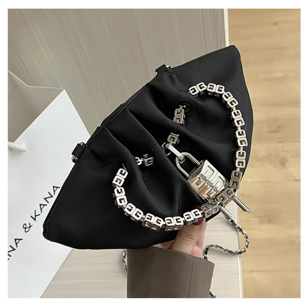 Black nylon messenger bag small design pleated chain handbag B9130