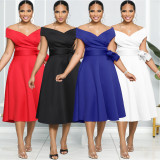 Women's straight neck side seam zipper large swing pocket dress with belt