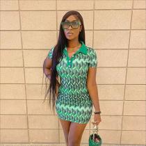 Geometric color block Polo neck button fitting wool short sleeve hip wrap dress