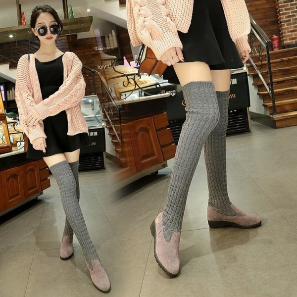 Large women's shoes Solid color splicing long tube low heel socks boots Warm cotton shoes