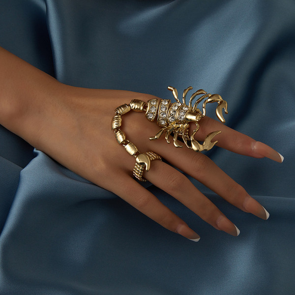 Metal Scorpion Chain Ring Exaggerate Elastic Unique Index Finger