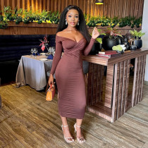 Solid sexy chest wrap long sleeve hip wrap fashion dress Solid sexy chest wrap long sleeve hip wrap fashion dress