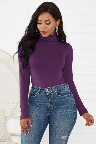 Long sleeve high neck slim fitting solid color bodysuit