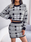 Contrast checked open navel sweater hip skirt knitting suit