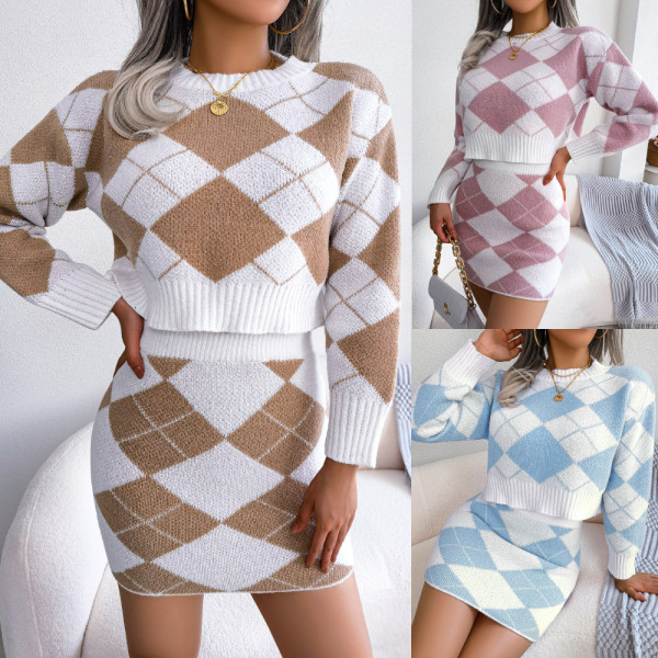 Contrast Lingglou navel sweater hip skirt casual suit