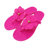 Oversized beach flats
