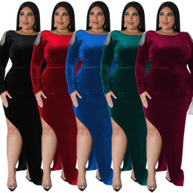 Oversize women's jewelry dress
