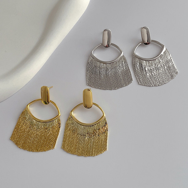 Exaggerated fashion 18K gold jewelry line tassel metal earrings 925 silver needle personality earrings