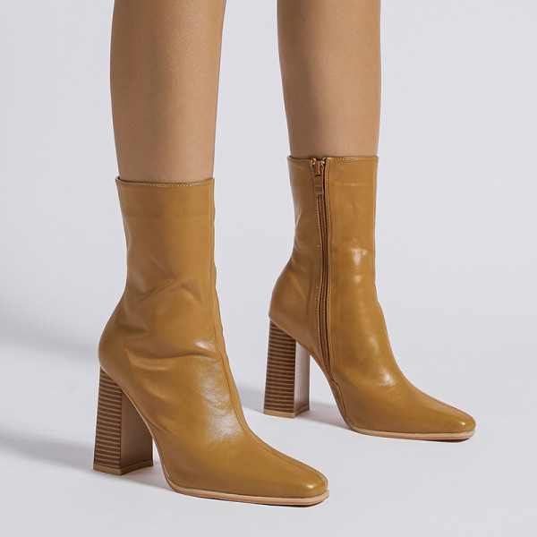 Soft Leather Martin Boots Women's Middle Heel British Style Large Slim Heavy Heel Single Boots