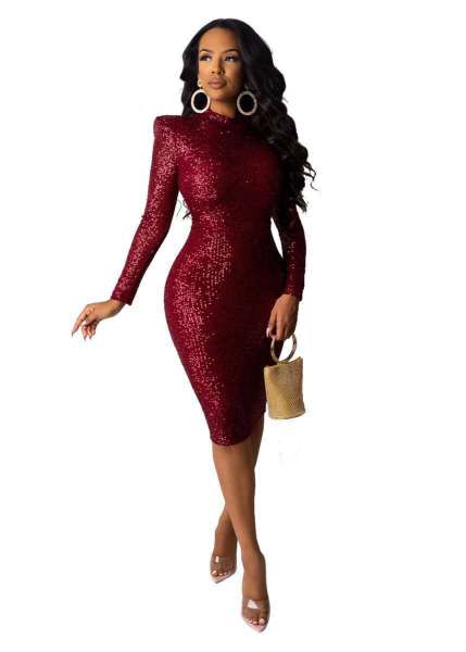 Slim fitting dress sequin medium length dress