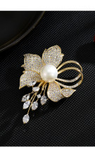 Magnificent luxury fashion brooch high-end brooch women's new Korean clothing accessories temperament elegant pin Magnificent luxury fashion brooch high-end brooch women's new Korean clothing accessories temperament elegant pin
