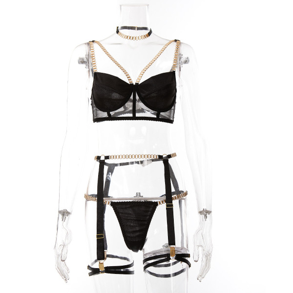 Metal chain fun three piece suit
