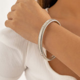 Personalized chain hand decoration