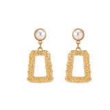 Simple Temperament Cool Style Pearl Earrings Female Minority Metal Style Cool Square Earrings