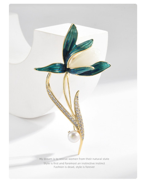 Luxury Hotan Jade brooch High grade pearl magnolia corsage clothing accessories Elegant pin
