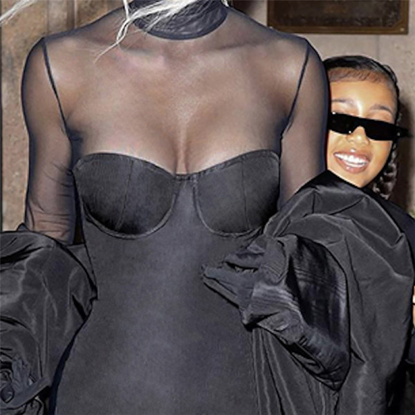 Fashionable and sexy mesh stitching perspective fitted buttocks dress