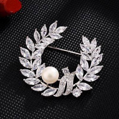Simple brooch brooch high-grade brooch flower natural freshwater pearl lady jewelry leaf clothing accessories