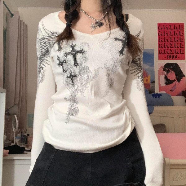 Slim fitting hot drill printed round neck temperament commuter multi-color long sleeve bottoming shirt