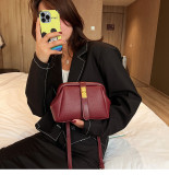 Armpit versatile one shoulder messenger bag