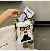 Dinner bag Personality small crowd graffiti mobile phone bag Vintage chain mobile phone bag Dinner bag Personality small crowd graffiti mobile phone bag Vintage chain mobile phone bag