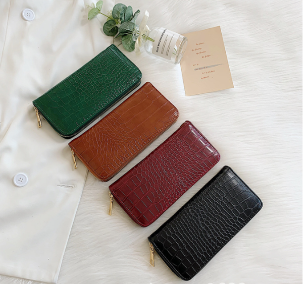 Crocodile handbag Women's purse French long zipper handbag Women's wallet wallet