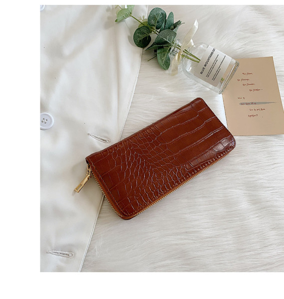 Crocodile handbag Women's purse French long zipper handbag Women's wallet wallet