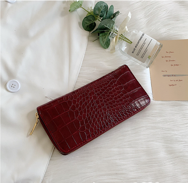 Crocodile handbag Women's purse French long zipper handbag Women's wallet wallet