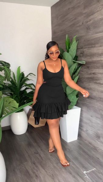 Casual fashion suspender low-cut ruffle buttock dress