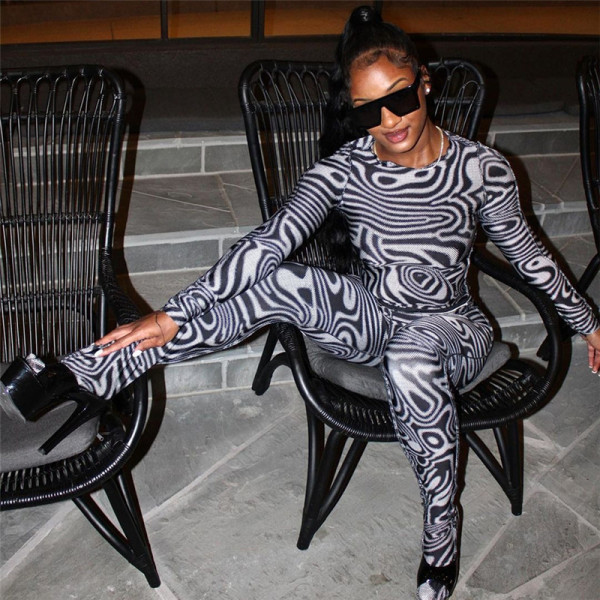 Sexy printed long-sleeved tights with high waist, slim fit and buttocks lifting trousers set