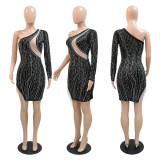 Fashion sexy one-shoulder bright hot diamond split buttock dress