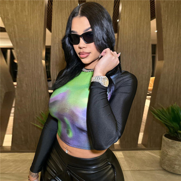 Women's fashion color contrast round neck fitted bottom shirt for outer wear