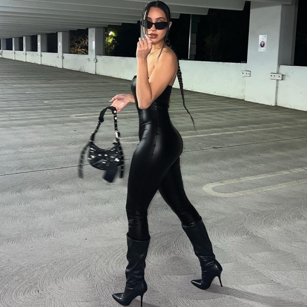 Solid color bra, slim fit, high waist, hip lifting, fashionable and sexy jumpsuit