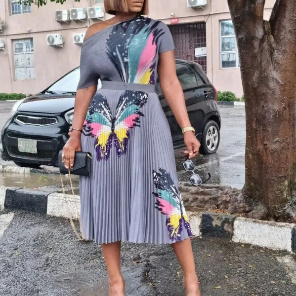 Printed top pleated large skirt skirt suit large two-piece set